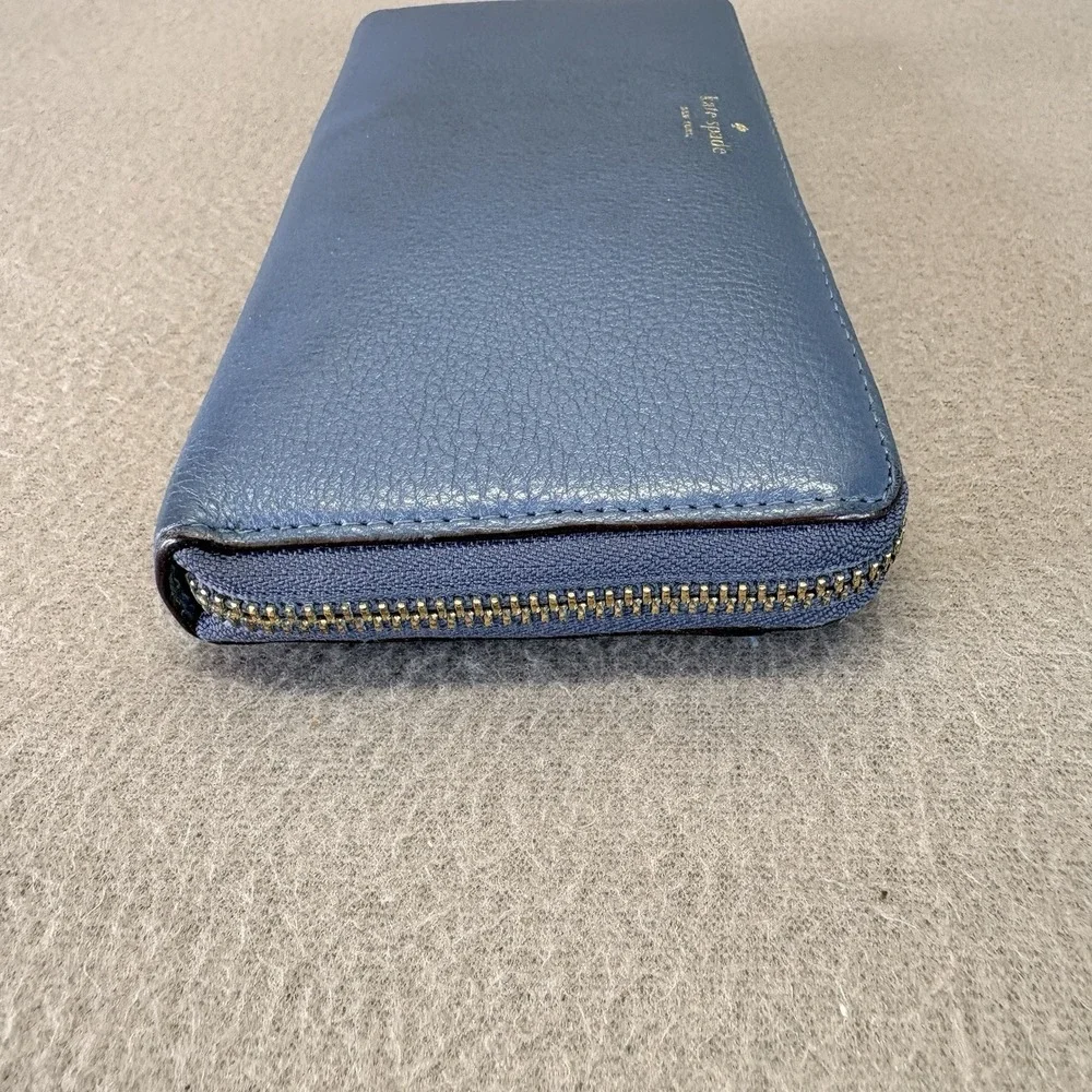 Kate Spade Neda Grey Street WLRU2264 Blue Leather Zip Around Wallet READ